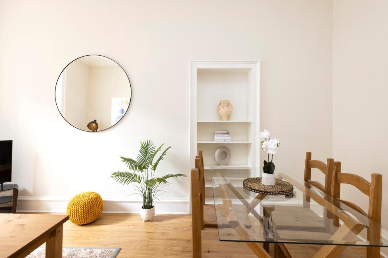 Joivy Chic Apartment Near Stockbridge Market Edinburgh Exterior photo